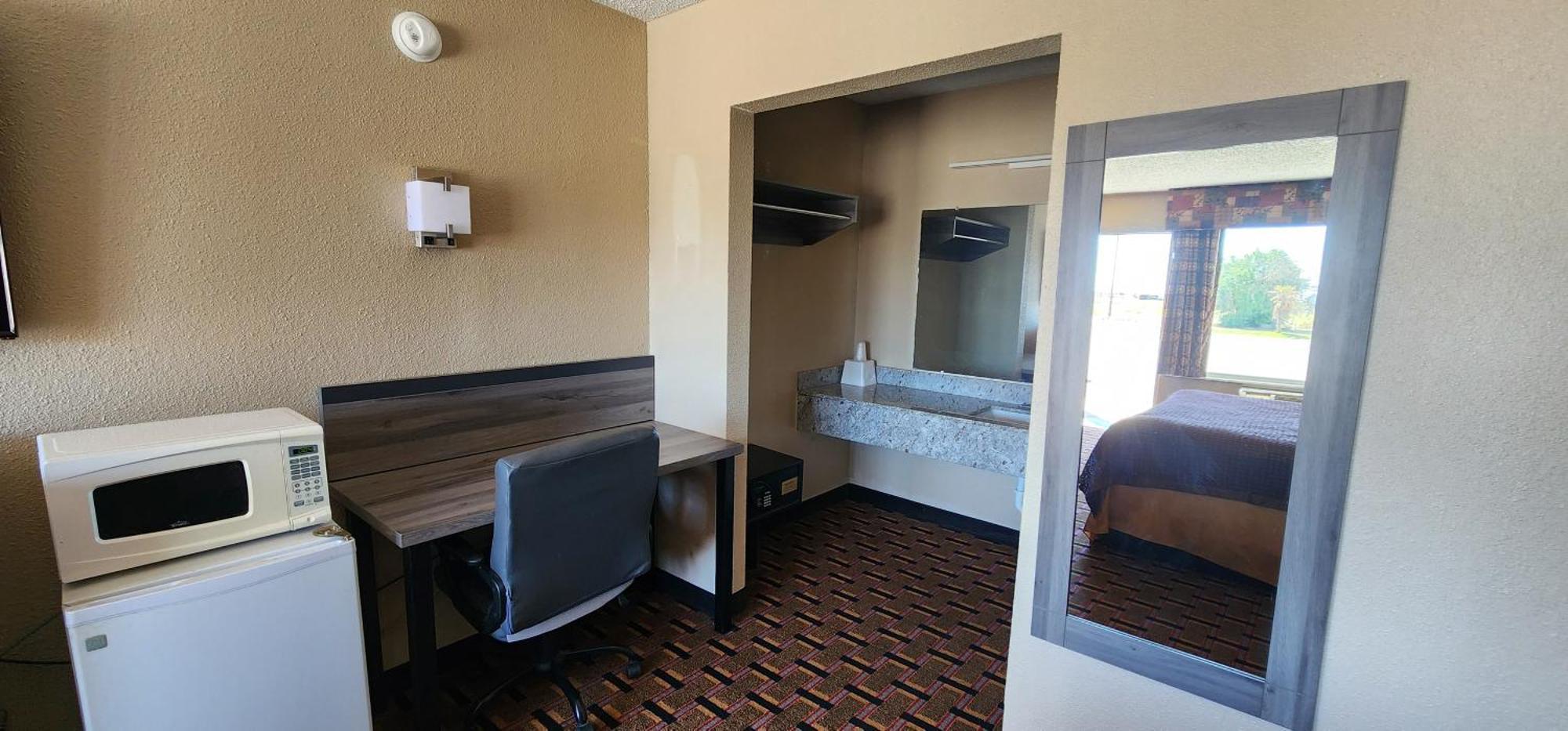 Super 7 Inn Midland Ngoại thất bức ảnh